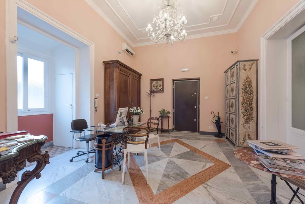 Bed and Breakfast Palazzo Benso Палермо Экстерьер фото