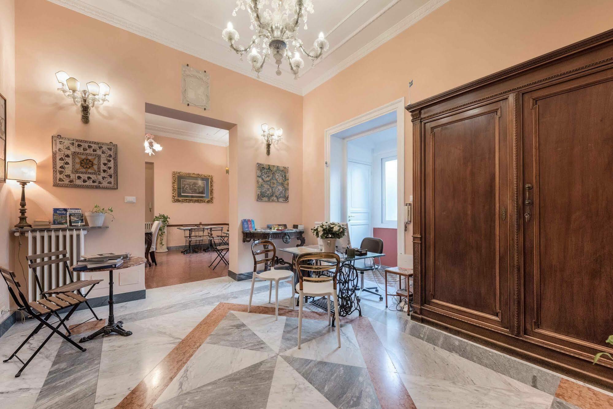 Bed and Breakfast Palazzo Benso Палермо Экстерьер фото